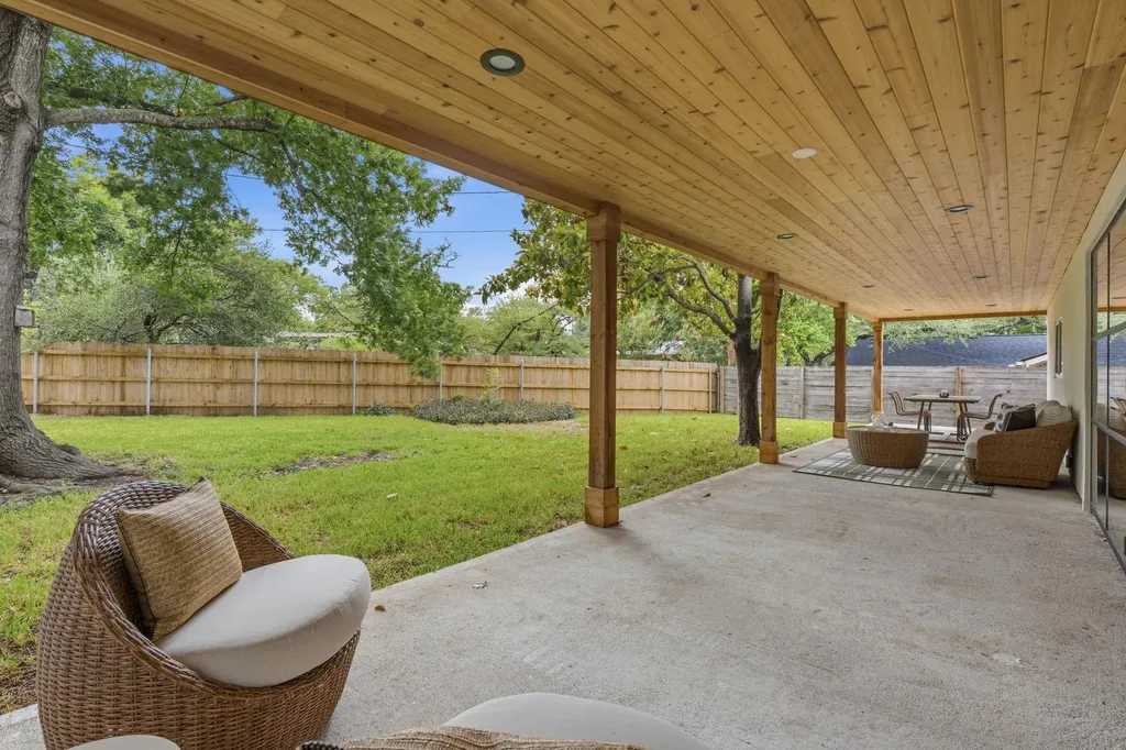 5810 Marilyn Drive Austin TX 78757