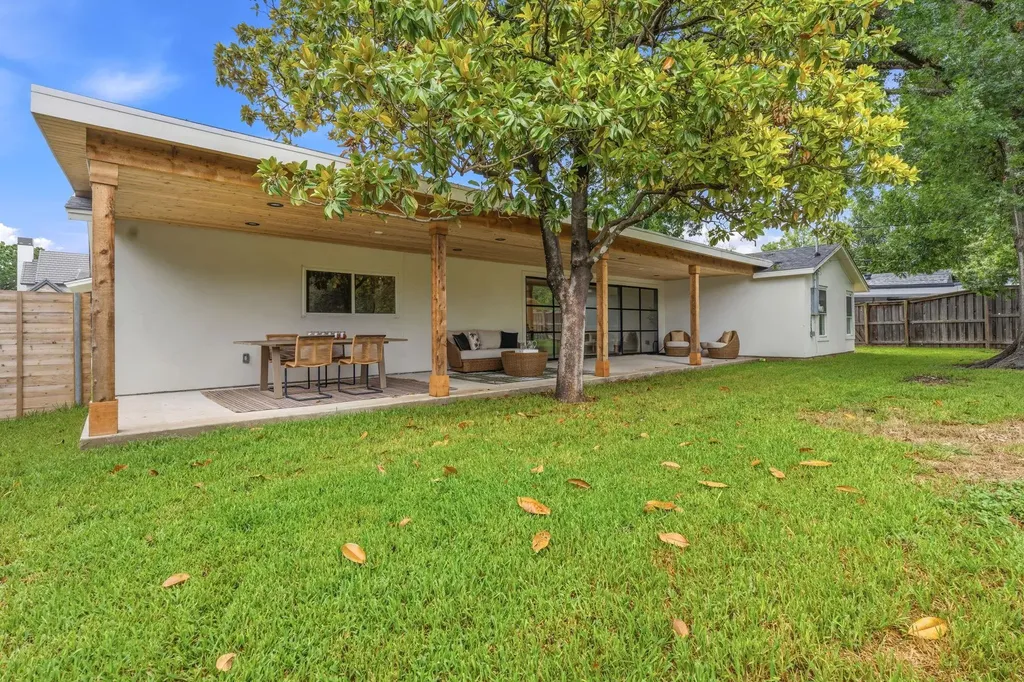 5810 Marilyn Drive Austin TX 78757