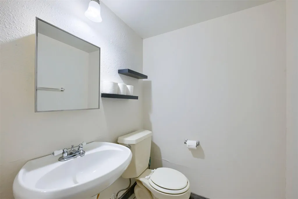 4814 Misty Slope Lane Austin TX 78744