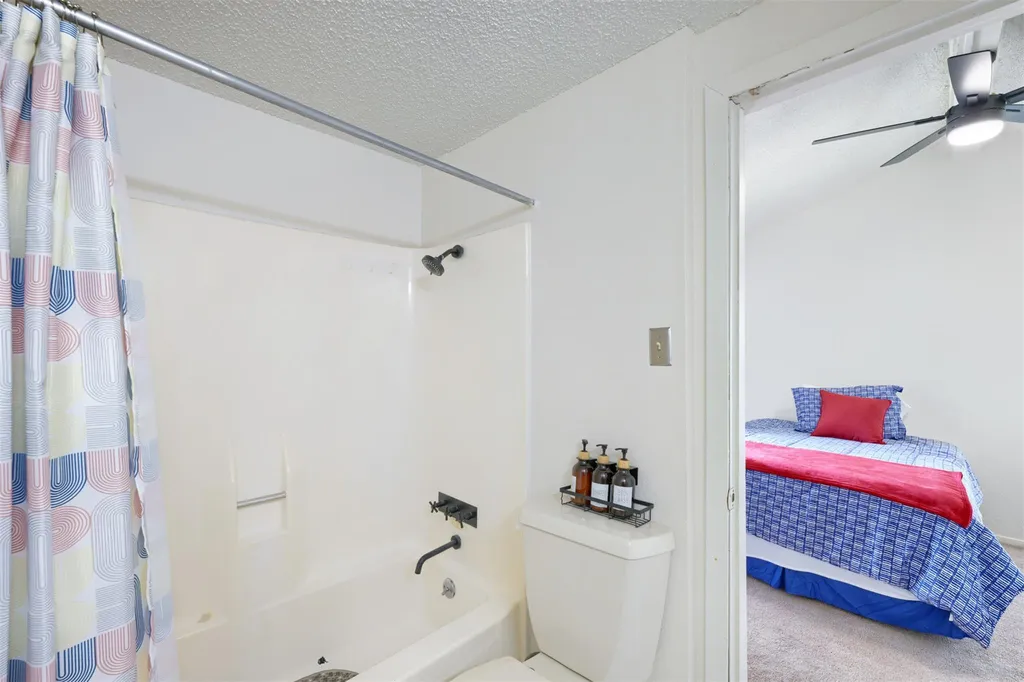 4814 Misty Slope Lane Austin TX 78744