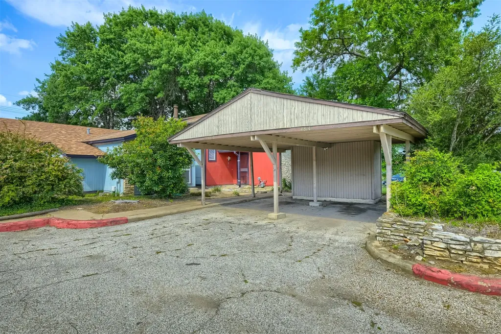 4814 Misty Slope Lane Austin TX 78744