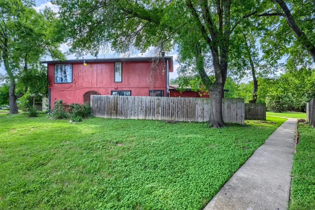 4814 Misty Slope Lane Austin TX 78744