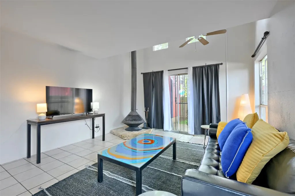 4814 Misty Slope Lane Austin TX 78744