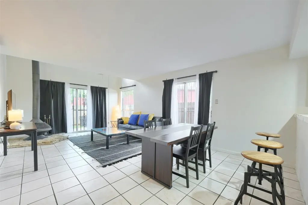 4814 Misty Slope Lane Austin TX 78744