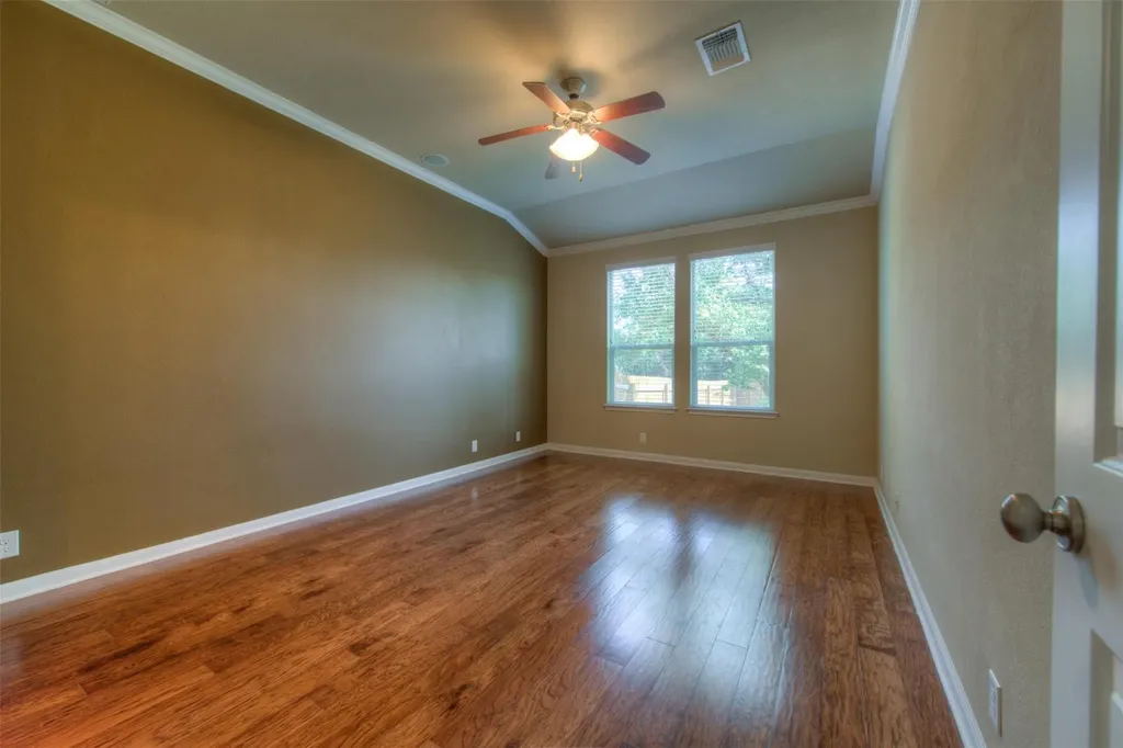 405 S Meadowlark Street Lakeway TX 78734