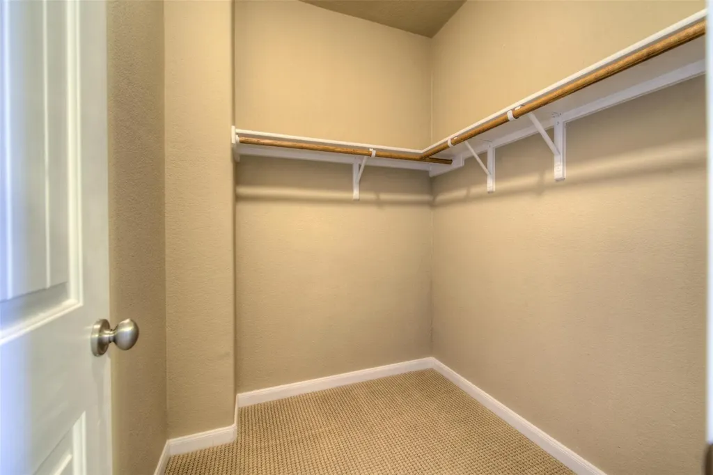 405 S Meadowlark Street Lakeway TX 78734