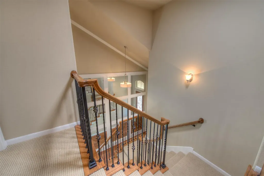 405 S Meadowlark Street Lakeway TX 78734