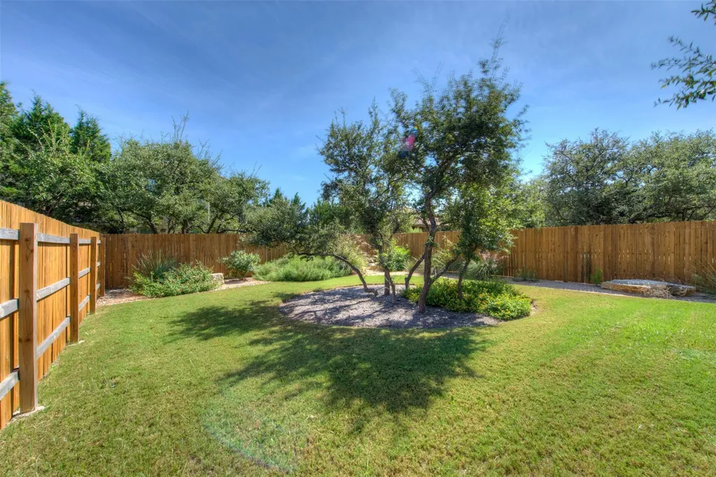 405 S Meadowlark Street Lakeway TX 78734