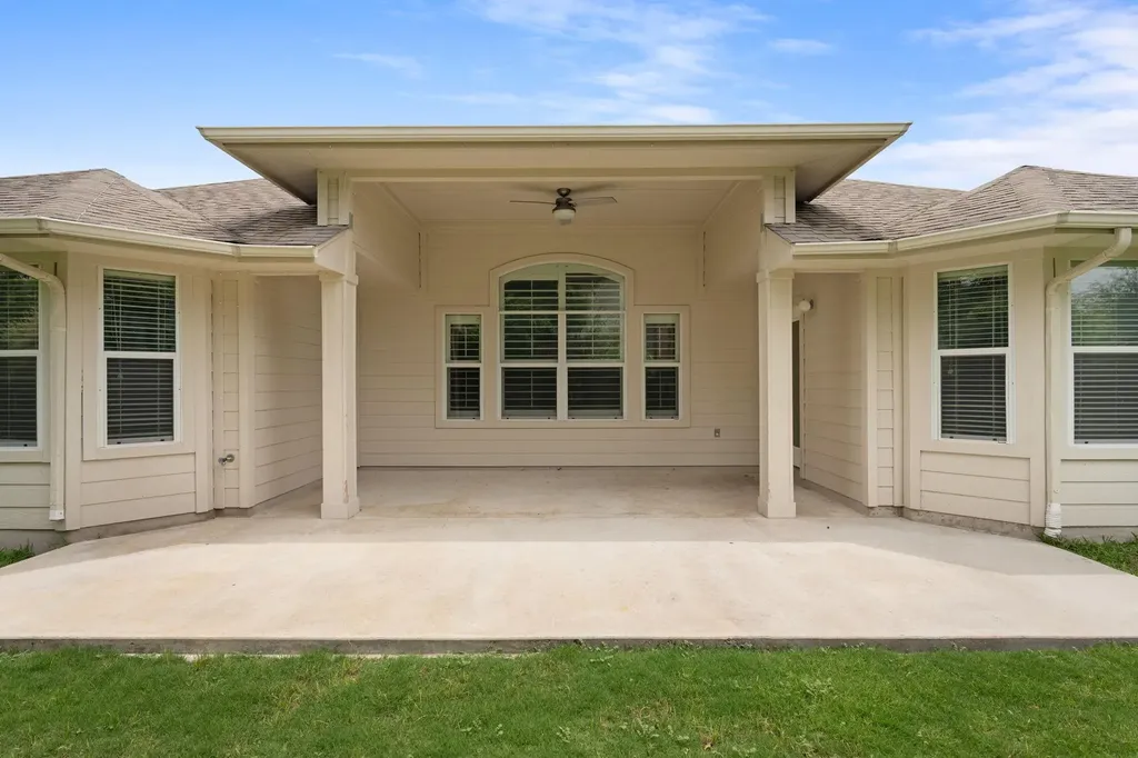 2300 Haig Point Cove Pflugerville TX 78660