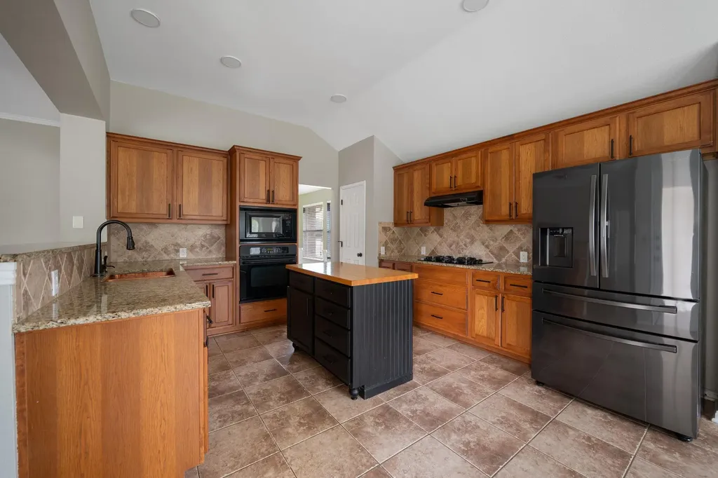 2300 Haig Point Cove Pflugerville TX 78660