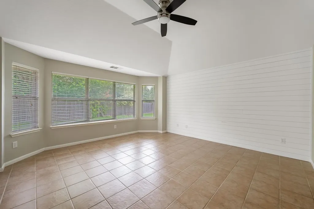 2300 Haig Point Cove Pflugerville TX 78660