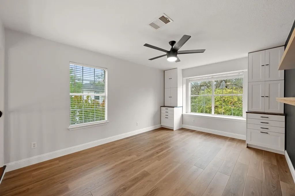 10320 Beard Avenue Austin TX 78748