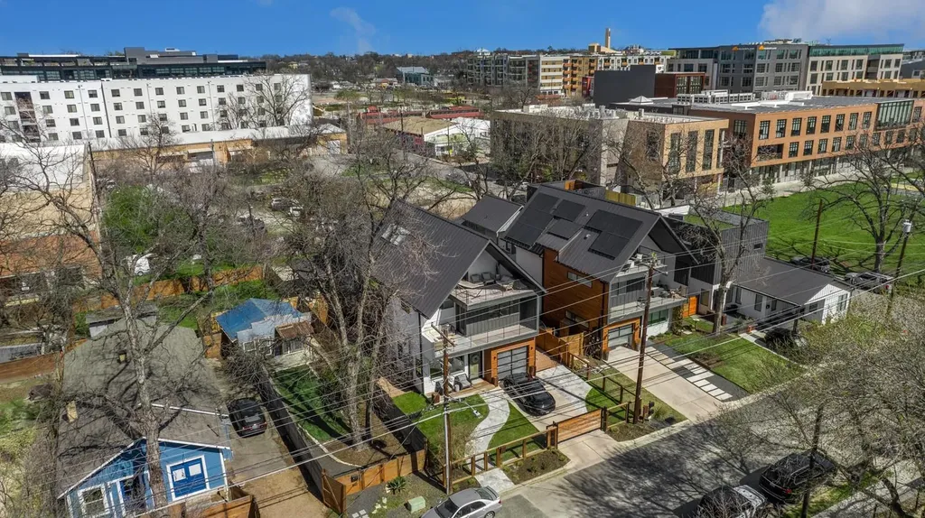 1410 E 3rd Street Austin TX 78702