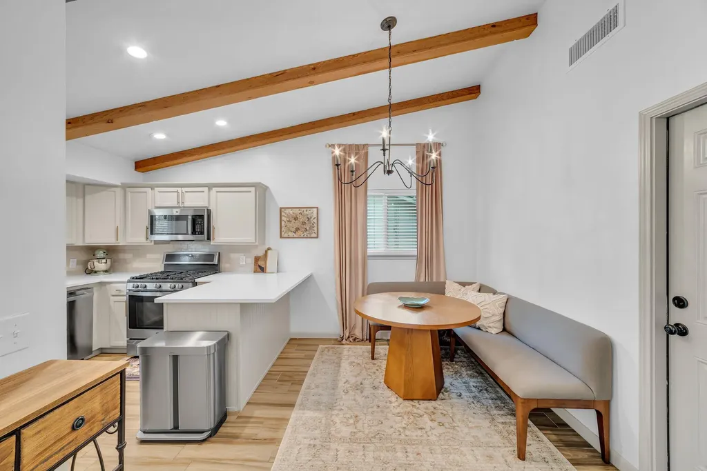 4901 Powder River Road Austin TX 78759