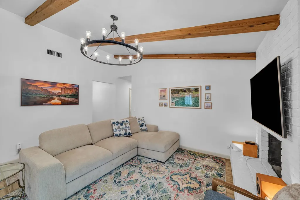 4901 Powder River Road Austin TX 78759