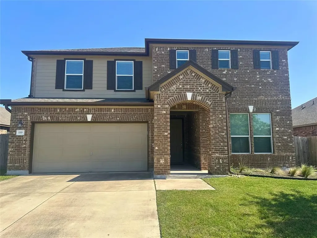 119 Everglades Avenue Taylor TX 76574