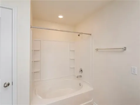 119 Everglades Avenue Taylor TX 76574