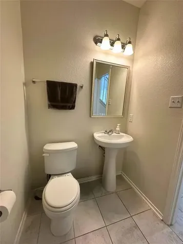119 Everglades Avenue Taylor TX 76574