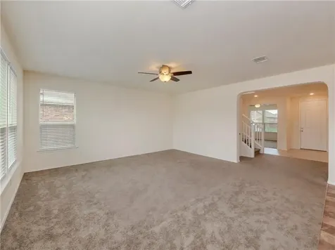 119 Everglades Avenue Taylor TX 76574