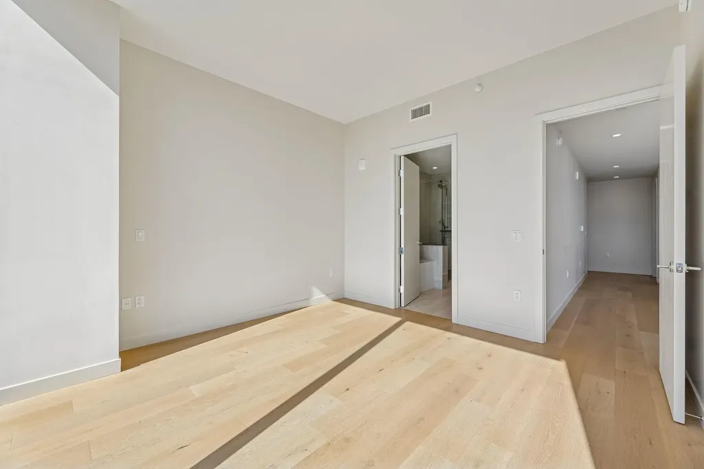 44 East Avenue Austin TX 78701