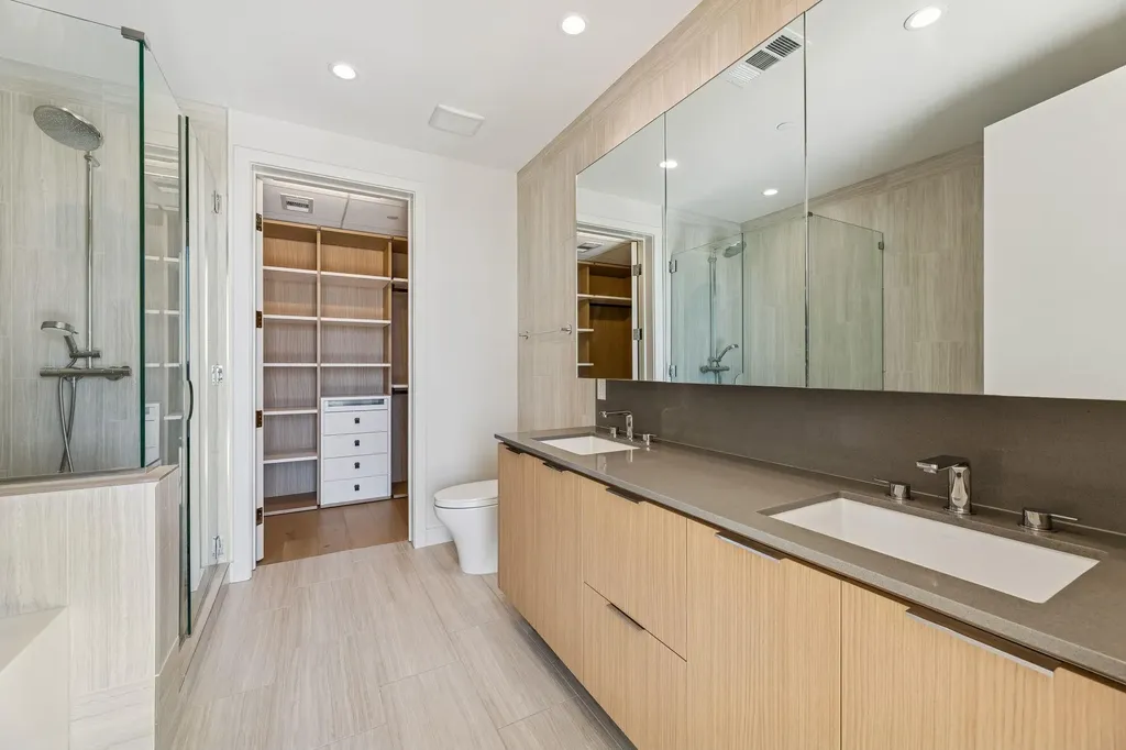 44 East Avenue Austin TX 78701