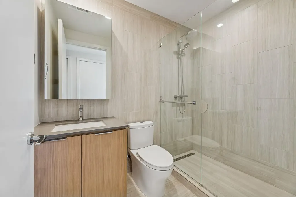 44 East Avenue Austin TX 78701