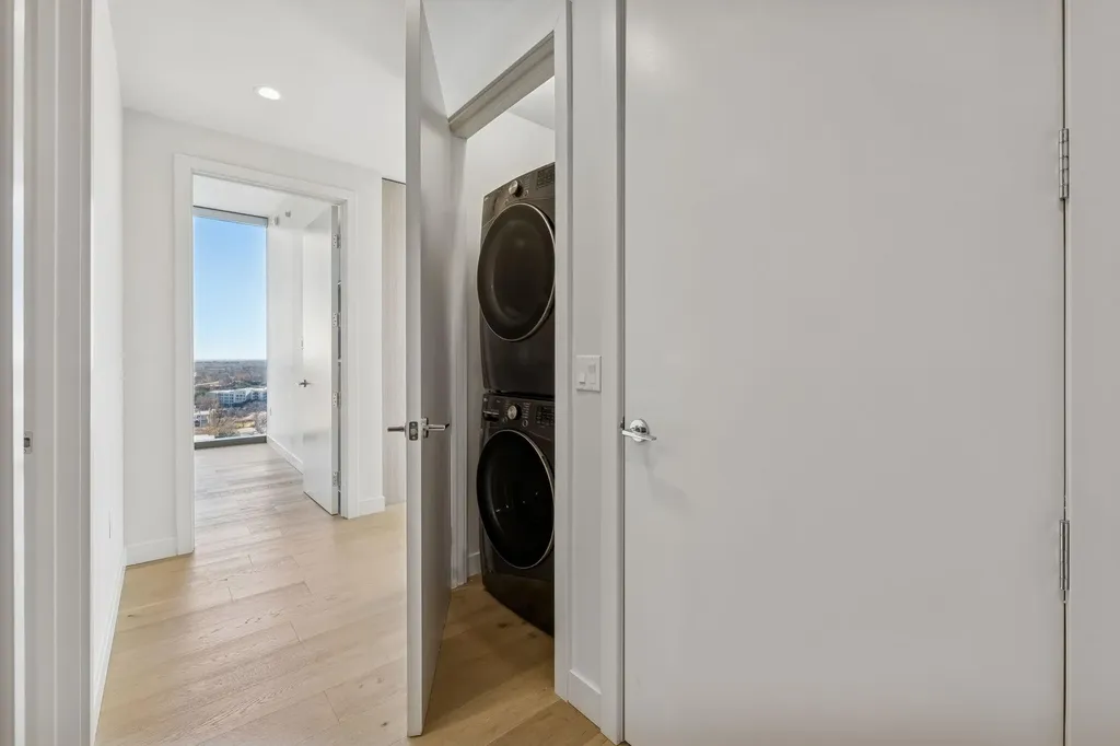 44 East Avenue Austin TX 78701