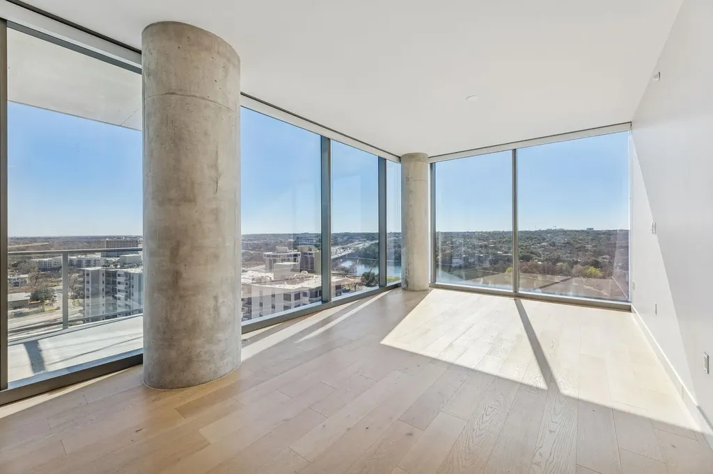 44 East Avenue Austin TX 78701