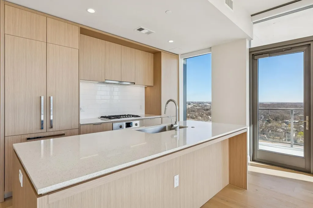 44 East Avenue Austin TX 78701
