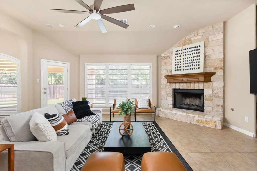 4109 Massey Way Round Rock TX 78681