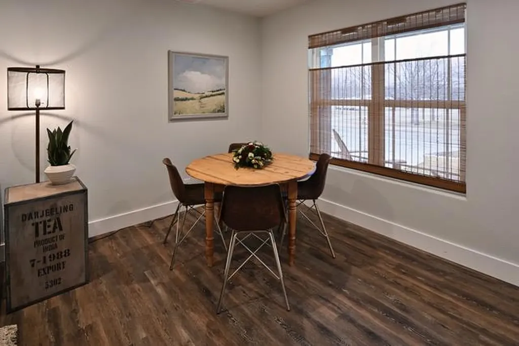 300 E Bluebonnet Lane Johnson City TX 78636