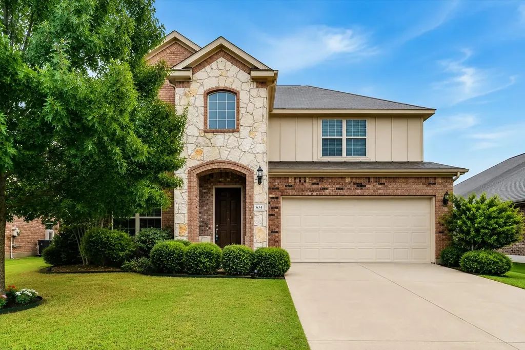 634 Blossom Valley Stream Buda TX 78610