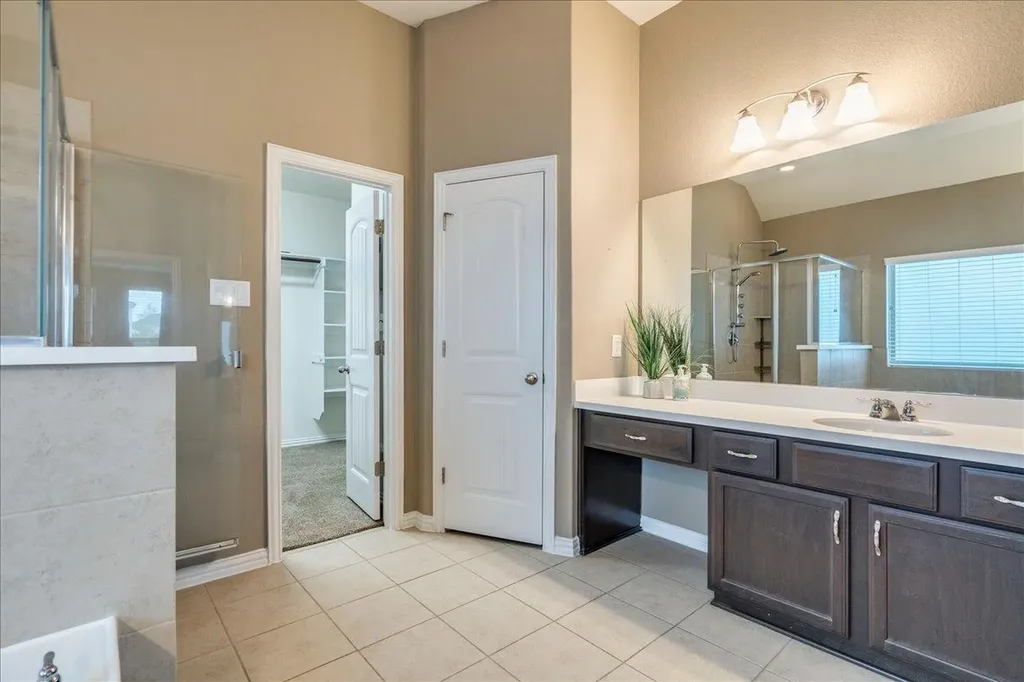 634 Blossom Valley Stream Buda TX 78610