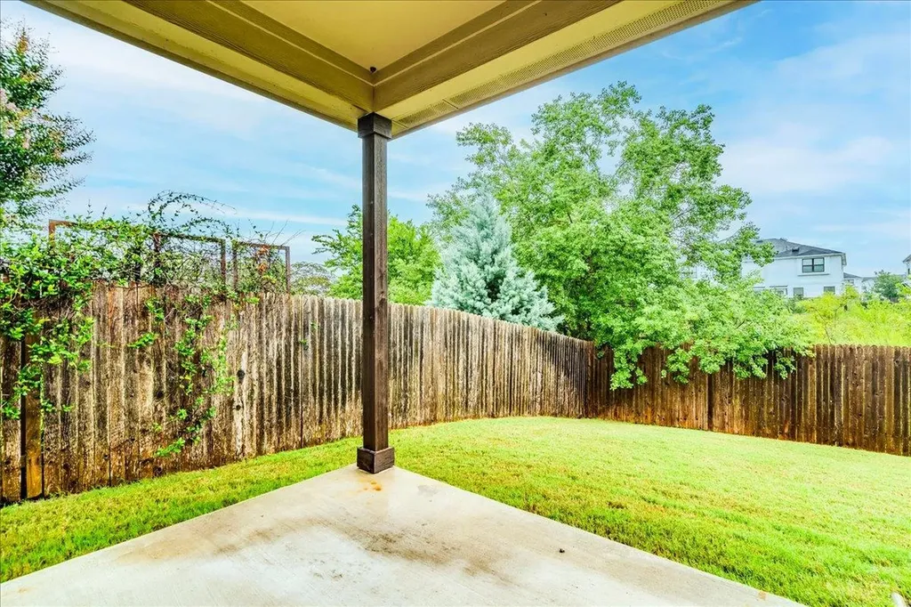 634 Blossom Valley Stream Buda TX 78610