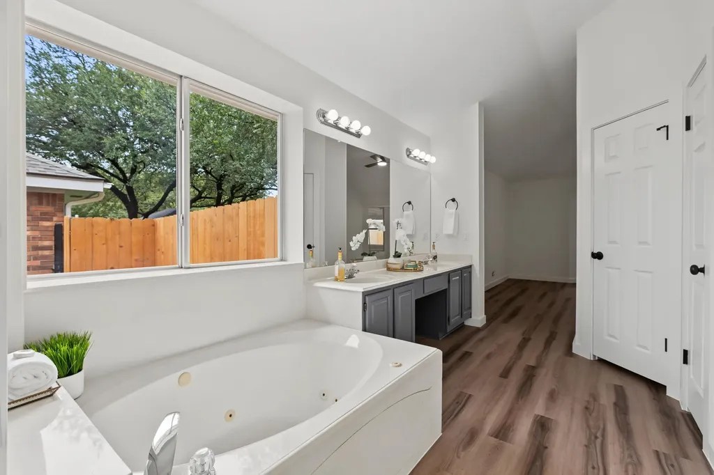3105 Sesbania Drive Austin TX 78748
