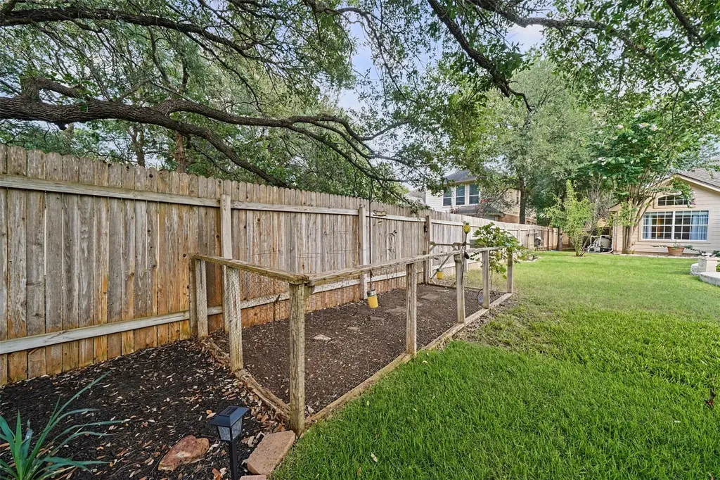 526 Cullen Boulevard Buda TX 78610