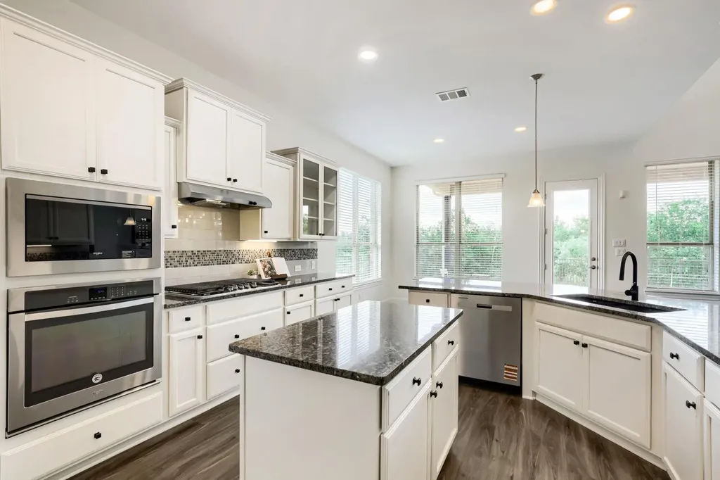 19205 Burrowbridge Road Pflugerville TX 78660