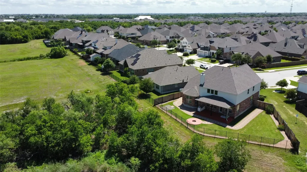 19205 Burrowbridge Road Pflugerville TX 78660