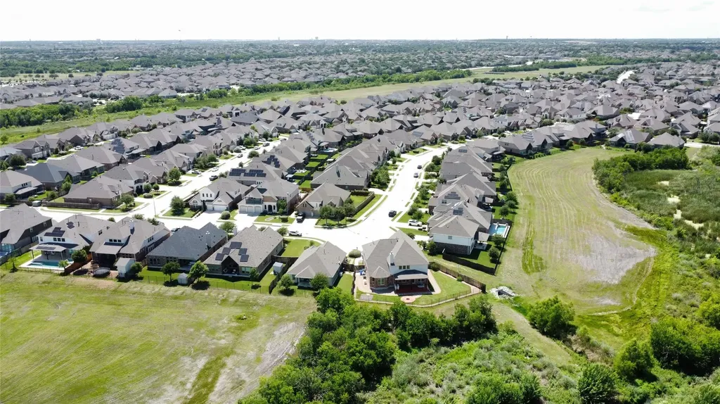 19205 Burrowbridge Road Pflugerville TX 78660