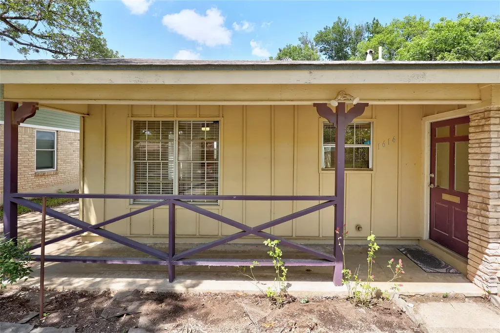 1614 Ashberry Drive Austin TX 78723