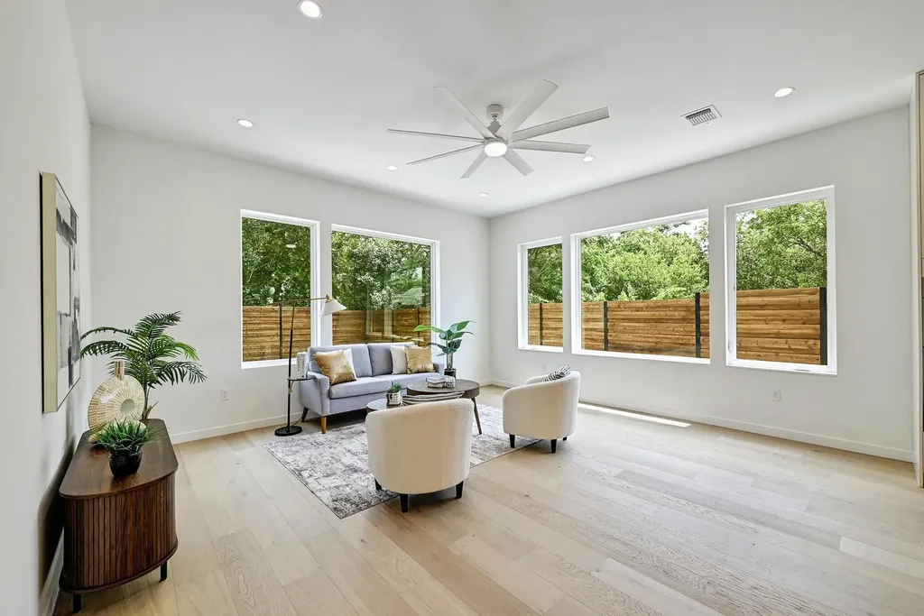 932 E 53rd Street Austin TX 78751