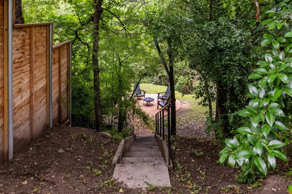 6905 N Creighton Lane Austin TX 78723