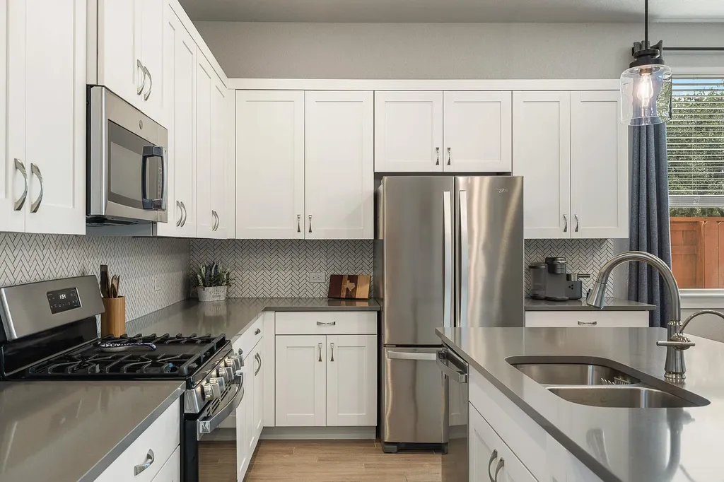 1100 Deer Rim Road Leander TX 78641