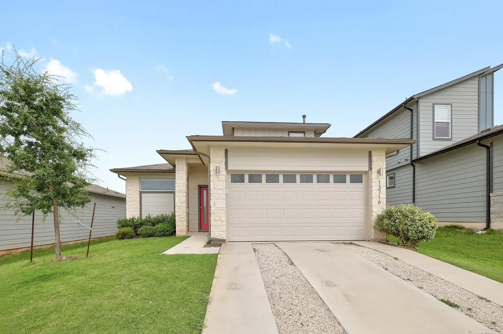 13716 Zuhause Drive Pflugerville TX 78660