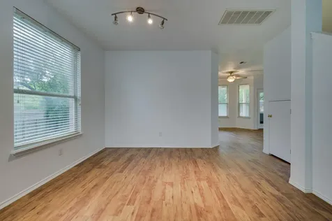 1112 Sundrop Place Round Rock TX 78665
