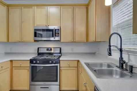 1112 Sundrop Place Round Rock TX 78665
