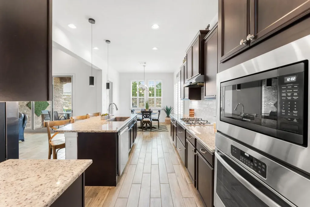 140 Waterloo Cove Georgetown TX 78628