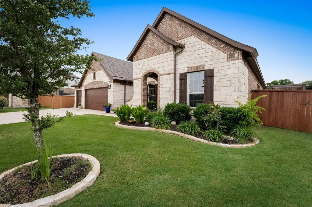 140 Waterloo Cove Georgetown TX 78628