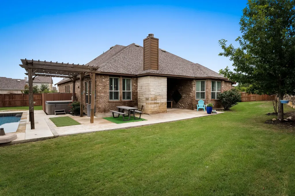 140 Waterloo Cove Georgetown TX 78628