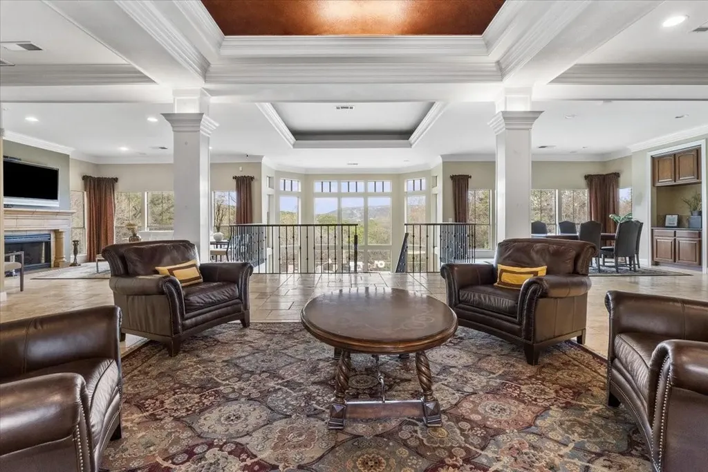 6000 Shepherd Mountain Cove Austin TX 78730